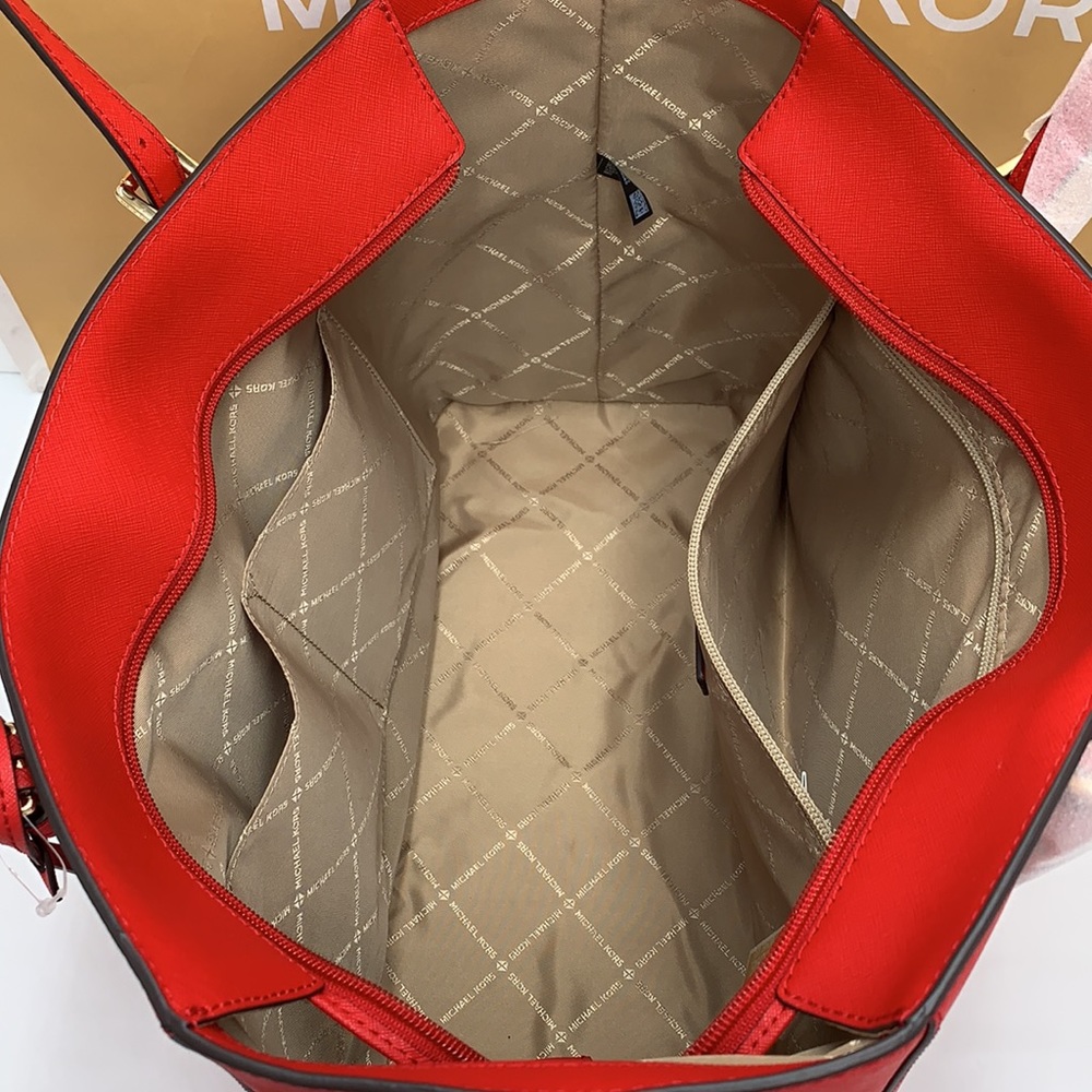 MICHAEL KORS 
Gilly Large Saffiano Leather Tote Bag BRIGHT RED COLOR - Picture 15 of 16
